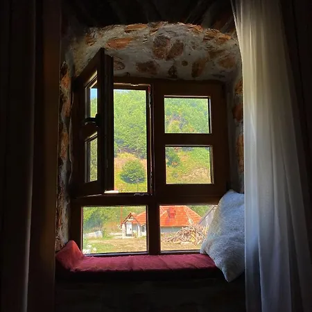 Old House Апартаменты *