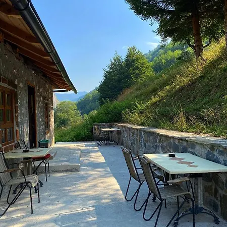 Old House Apartmán *