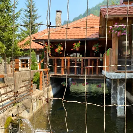 Old House Апартаменты *